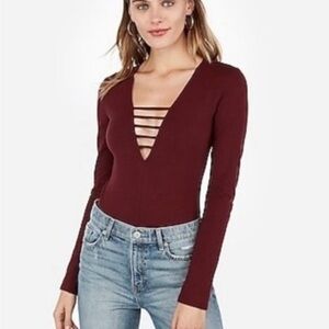 Express New with Tags Women’s Size Small V neck Bodysuit Long Sleeve Burgundy